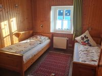 Schlafzimmer (2)